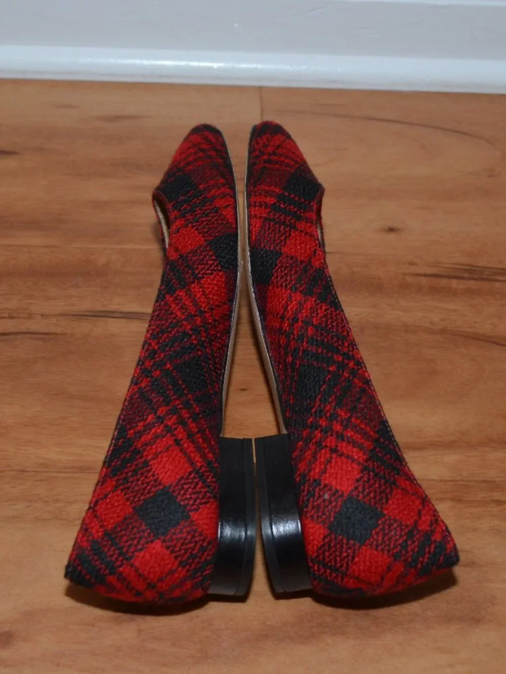 Talbot's Red Black Pointed toe Tartan Plaid Slip on High Quality Flats 7 wide